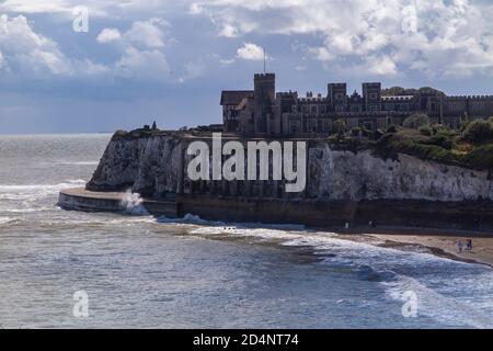Kingsgate Castle at Kingsgate Bay between Margate and Broadstairs in Kent Stock Photo