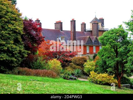 Crawley, UK. 08th Oct, 2020. All the colours of autumn at the side of a country manor Crawley.Autumn Colours in gardens at Wakehurst Place and Standen House around Crawley. Credit: SOPA Images Limited/Alamy Live News Stock Photo