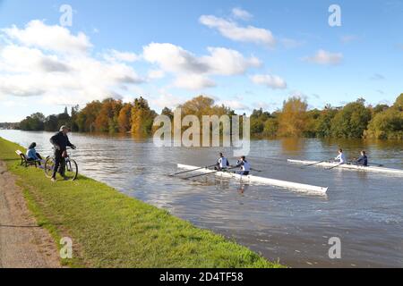 Henley-on-Thames, UK. 11th Oct, 2020. UK Weather. Rowers practise their skills on one of the last warm summer days. Credit: Uwe Deffner/Alamy Live News Stock Photo