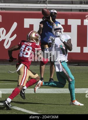 Fitzpatrick's 3 TD passes help Dolphins defeat 49ers