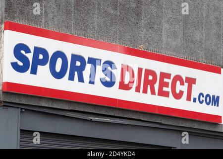 Close up of Sports Direct shop store exterior sign signage Harrogate ...