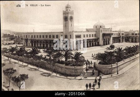 Oran Algerien, Blick Auf Den Bahnhof, Züge, Minarett 