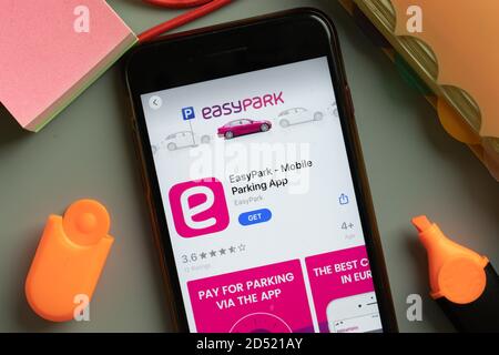 New York, USA - 29 September 2020: EasyPark Mobile Parking App logo on  phone screen close up, Illustrative Editorial Stock Photo - Alamy