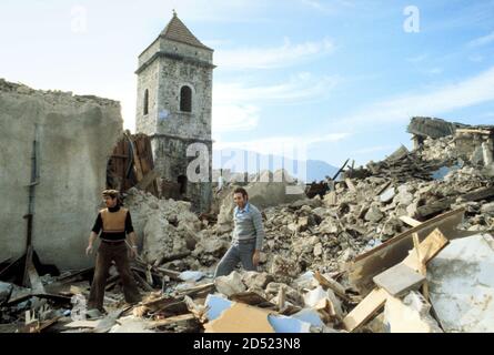 - terremoto in Irpinia (novembre 1980)....- earthquake in Irpinia (November 1980).. Stock Photo