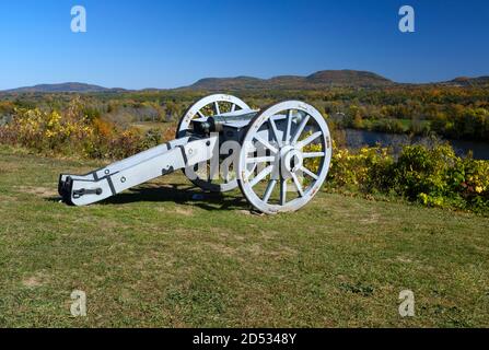 Cannons in Saratoga National Historical Park marking the Battle of Saratoga during the American Revolutionary War Stock Photo