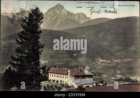 Matrei am Brenner Tirol, Pension Kraft und Waldrasterspitze | usage worldwide Stock Photo