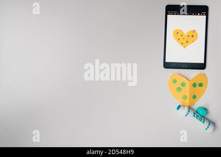 tablet with craft activity for home school Stock Photo