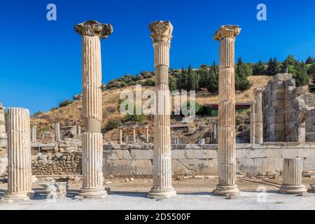 Beautiful Roman pillars in the ruins of Ephesus, Selcuk, Izmir, Turkey Stock Photo