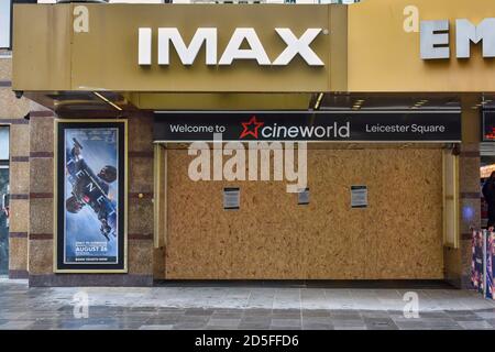 London, UK. 13th Oct, 2020. Cineworld temporarily shuts cinemas on virus impact in London.British cinema chain Cineworld announced that it's temporarily shutting cinemas in Britain and the United States, as coronavirus pandemic delays major new films. Credit: Dave Rushen/SOPA Images/ZUMA Wire/Alamy Live News Stock Photo