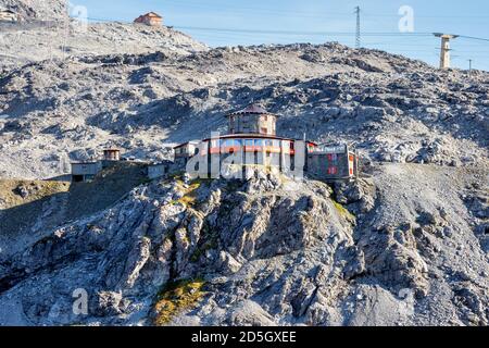 Italy, Stelvio National Park. Famous road to Stelvio Pass in Ortler Alps. Alpine landscape. Stock Photo