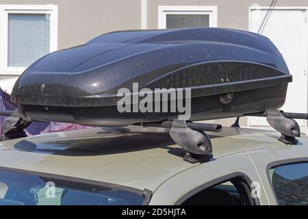 Car roof online box olx