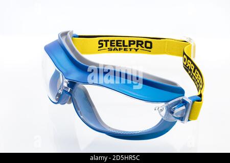 Huelva, Spain - October 13, 2020: Safety glasses Steelpro Pro Line Model X7. Dual lens clear anti-fogging glasses for mechanical hazards. Mount compre Stock Photo