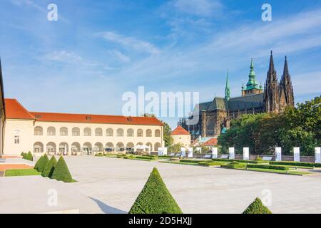 Praha: Zahrada na terase Jizdarny (Riding School Terrace Garden), Prague Castle, St. Vitus Cathedral in Hradcany, Castle District, Praha, Prag, Prague