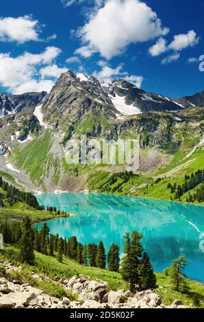 Beautiful turquoise lake in Altai mountains Stock Photo