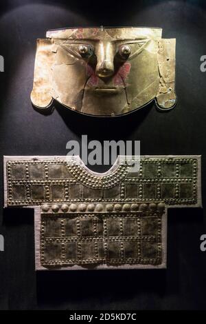 Gold mask of Sican culture, The metalware gallery, 'National Museum of Archaeology, Anthropology and History of Peru', Lima, Peru, South America Stock Photo