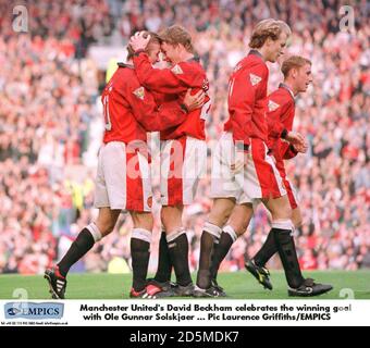 Manchester United's David Beckham celebrates the winning goal with Ole Gunnar Solskjaer Stock Photo