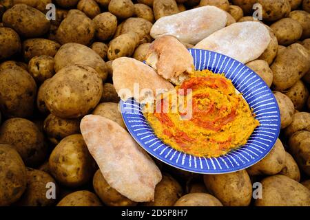 Homemade Roast Carrot & Harissa Houmous Stock Photo