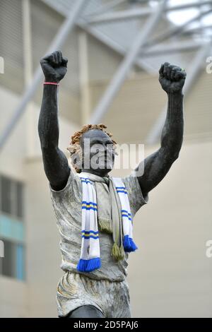 A general view of the Billy Bremner statue outside Elland Road Stock Photo