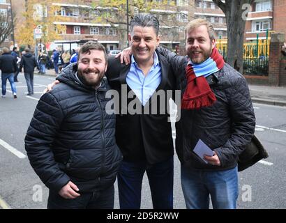 Former Queens Park Rangers' and Aston Villa's player and manager, John Gregory (centre) poses for a picture before the game. Stock Photo