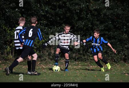 Chorleywood Common Youth Hurricane U15's (black and white kit) v Berkhamsted Raiders Black U15's (blue and black kit) at Chorleywood House, Hertfordshire.  Stock Photo