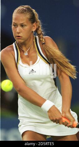 Russia's Anna Kournikova against France's Mary Pierce. Kournikova lost 0-6, 4-6. Stock Photo