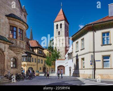 Bachfischer tea house and church tower of the Collegiate Monastery of our Lady of the Old Chapel, Regensburg , Bavaria, Germany Stock Photo