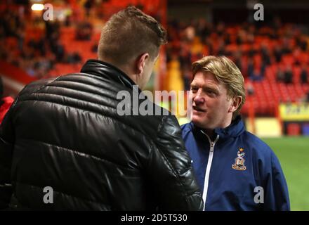 Charlton Athletic manager Karl Robinson (left) and Bradford City manager Stuart McCall  Stock Photo