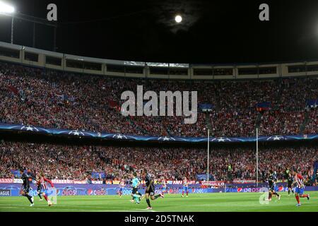 Atletico Madrid and Real Madrid players in action during the last UEFA Champions League game at the Vicente Calderon Stadium Stock Photo