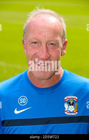 Coventry City Goalkeeping Coach Steve Ogrizovic Stock Photo