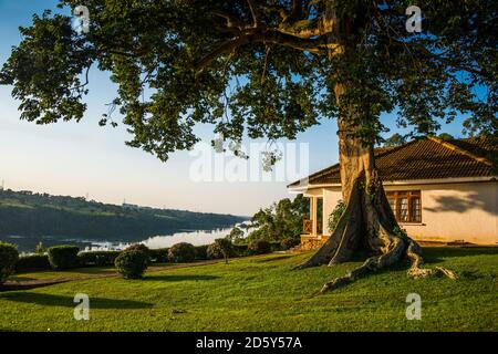 Africa, Uganda, Jinja, Bungalow in a Luxury hotel at Jinja, overlooking  the source of the Nile Stock Photo