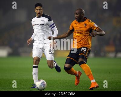 Derby County's Curtis Davies (left) and Wolverhampton Wanderers' Benik Afobe battle for the ball Stock Photo