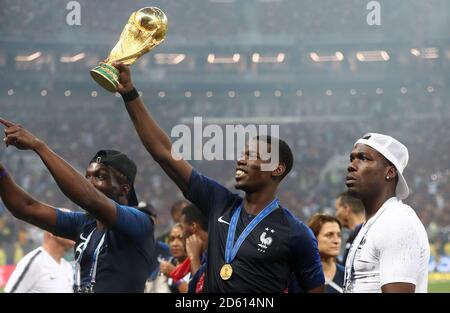 France's Paul Pogba celebrates with the trophy after the FIFA World Cup 2018 final at the Luzhniki Stadium in Moscow, 15th July 2018 Stock Photo