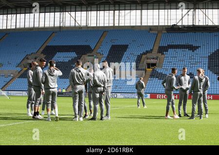 Barnsley Players on the pitch ahead of the Sky Bet League One match against Coventry City at the Ricoh Arena Coventry. Stock Photo