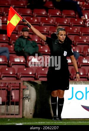 Lineswoman Lisa Rashid Stock Photo - Alamy