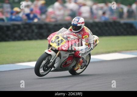 Kevin Schwantz in action in the British Motorcycle Grand Prix at Donington Park Stock Photo