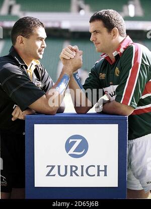 Pat Lam, Newcastle and Martin Johnson, Leicester, prepare to do battle on the opening weekend of the Zurich Premiership Stock Photo