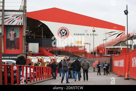Sheffield United fans make their way to the ground Stock Photo