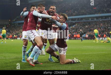 Aston Villa's Conor Hourihane (left) celebrates scoring the first goal Stock Photo