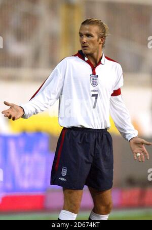 03-05 England David Beckham 正規品 david-beckham-england-2d674kt.jpg