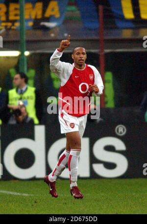 Arsenal's Thierry Henry celebrates scoring the opening goal Stock Photo