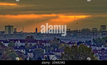 Glasgow, Scotland, UK,15th October, 2020: UK Weather: Drop in overnight temperatures saw an early morning frost over the city.The west end of the city with the kelvindale casometers, temple and the towers of maryhill. t.. Credit: Gerard Ferry/Alamy Live News Stock Photo