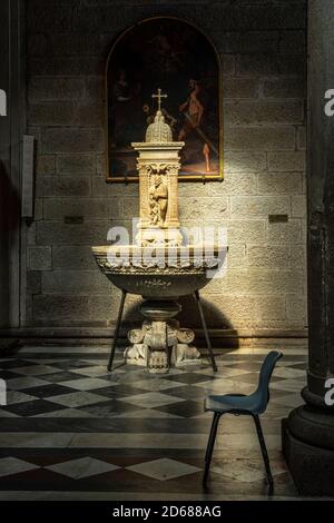 The Holy Water Font in the Cathedral of San Lorenzo in Viterbo. Viterbo, Lazio, Italy, Europe Stock Photo