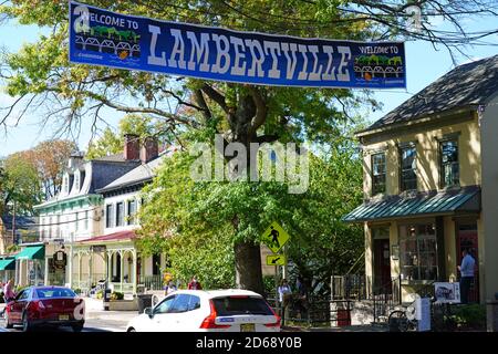 LAMBERTVILLE, NJ -3 OCT 2020- View of the charming historic town of Lambertville, located on the Delaware River in Hunterdon County, nicknamed the ant Stock Photo