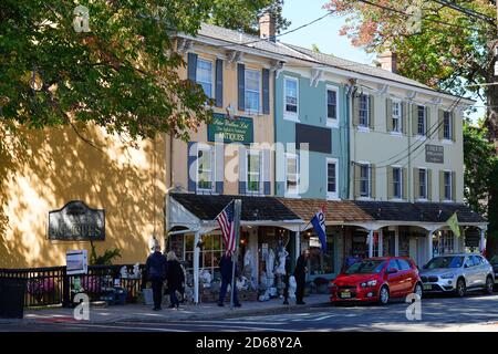 LAMBERTVILLE, NJ -3 OCT 2020- View of the charming historic town of Lambertville, located on the Delaware River in Hunterdon County, nicknamed the ant Stock Photo