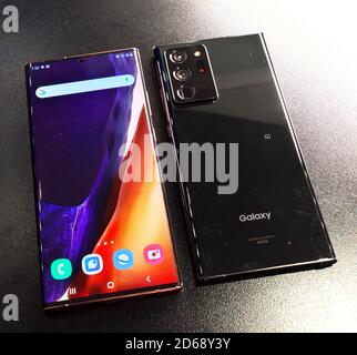 Samsung Galaxy Note20 Ultra 5G are displayed during the