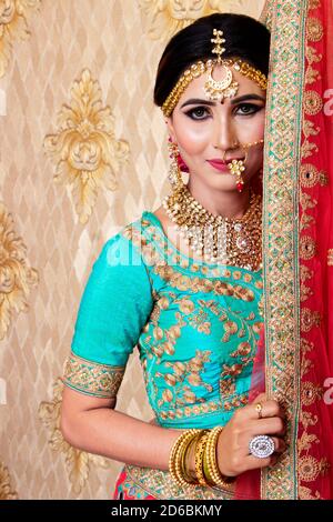 40+ Stylish Maharashtrian Bridal Looks That We Have A Crush On! |  WeddingBazaar