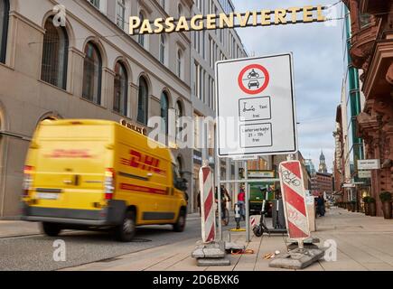 Hamburg, Germany. 16th Oct, 2020. A traffic sign with the notice 'closed for motorised private transport' and the inscription 'regular taxi service free, delivery service 21-11h free' is located at Jungfernstieg at the entrance to Große Bleichen. A change in traffic routing in the Jungfernstieg area came into effect in the morning. This is intended to make Jungfernstieg largely car-free. Credit: Georg Wendt/dpa/Alamy Live News Stock Photo