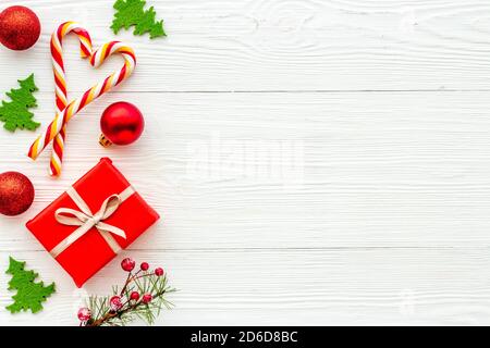 Christmas pattern of gift boxes and christmas decorations, from above Stock Photo