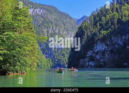 Rowing boats on the Koenigssee, Schönau am Koenigssee, Berchtesgaden National Park, Berchtesgadener Land, Upper Bavaria, Bavaria, Germany Stock Photo