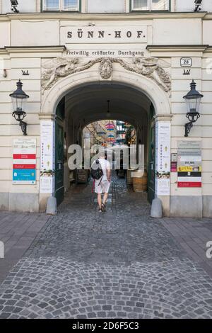 The Sünnhof-Passage with colorful umbrellas, passage and Biedermeier inner courtyard between Landstrasser Hauptstrasse and Ungargasse, 3rd district, Landstrasse, Vienna, Austria Stock Photo